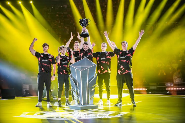 丛林差距！Oner赵信猛烈发起团战，击败 GIDEON 赢得第一场比赛